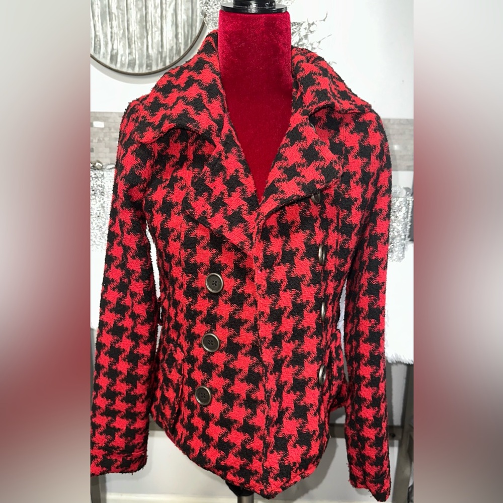Stylish Red and Black Women's Houndstooth Coat